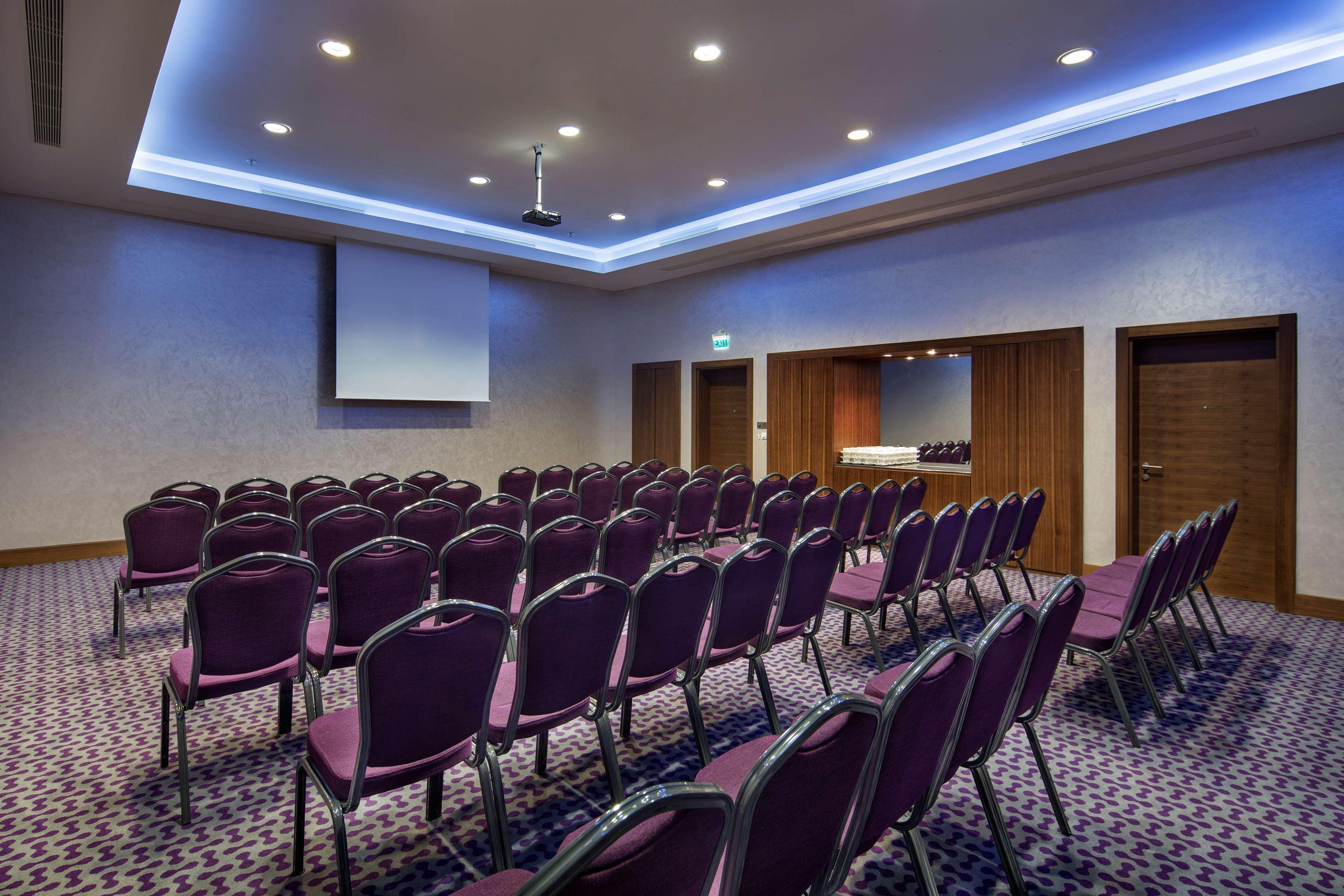 Hotel Hampton By Hilton Istanbul Kayasehir Zewnętrze zdjęcie
