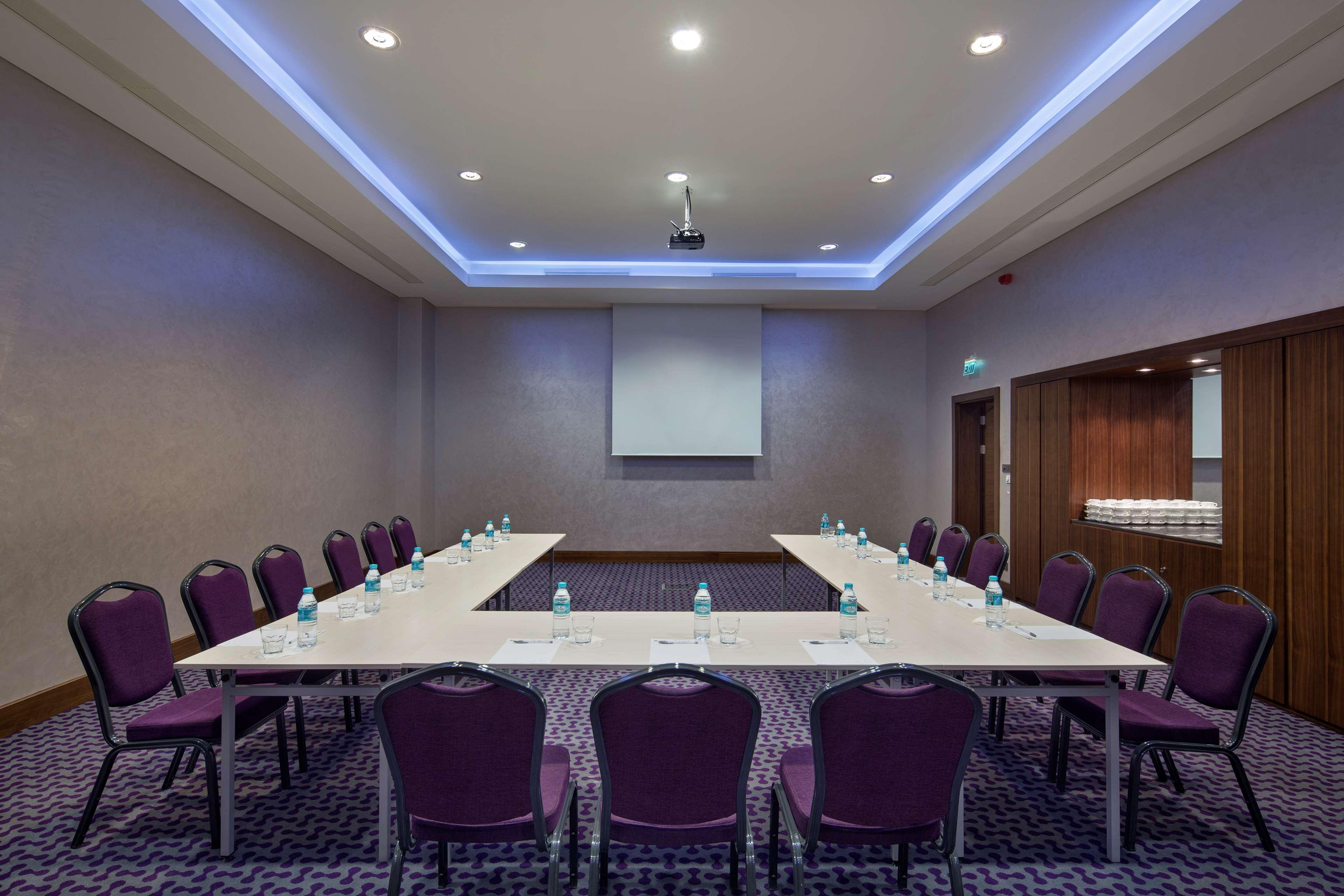 Hotel Hampton By Hilton Istanbul Kayasehir Zewnętrze zdjęcie