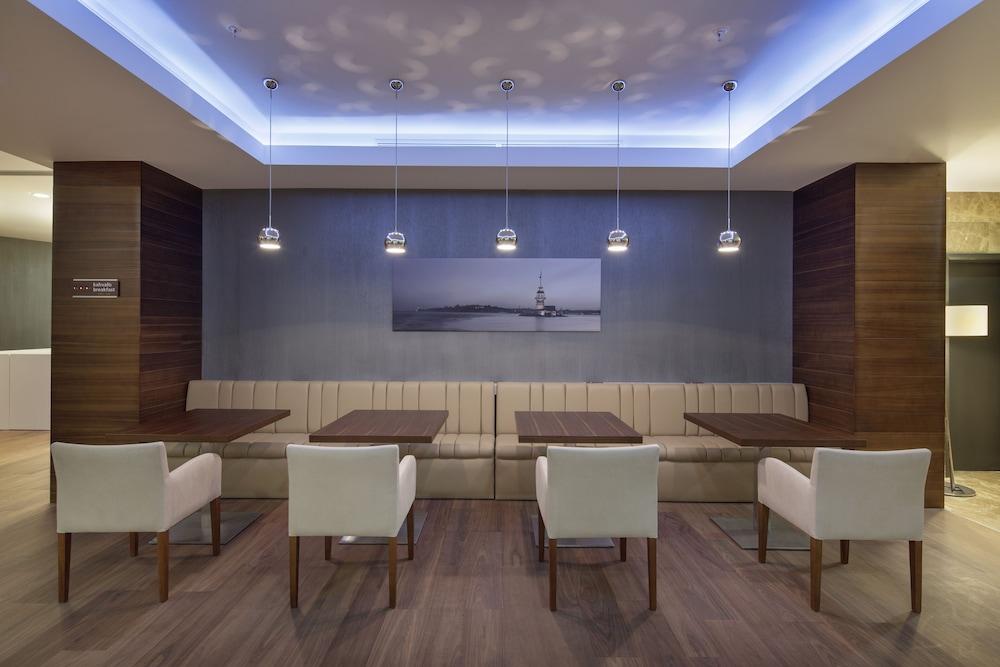 Hotel Hampton By Hilton Istanbul Kayasehir Zewnętrze zdjęcie