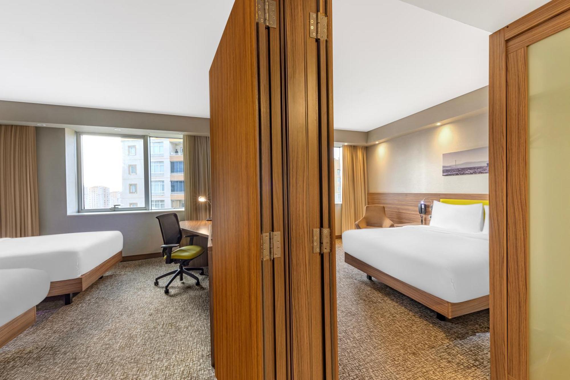 Hotel Hampton By Hilton Istanbul Kayasehir Zewnętrze zdjęcie