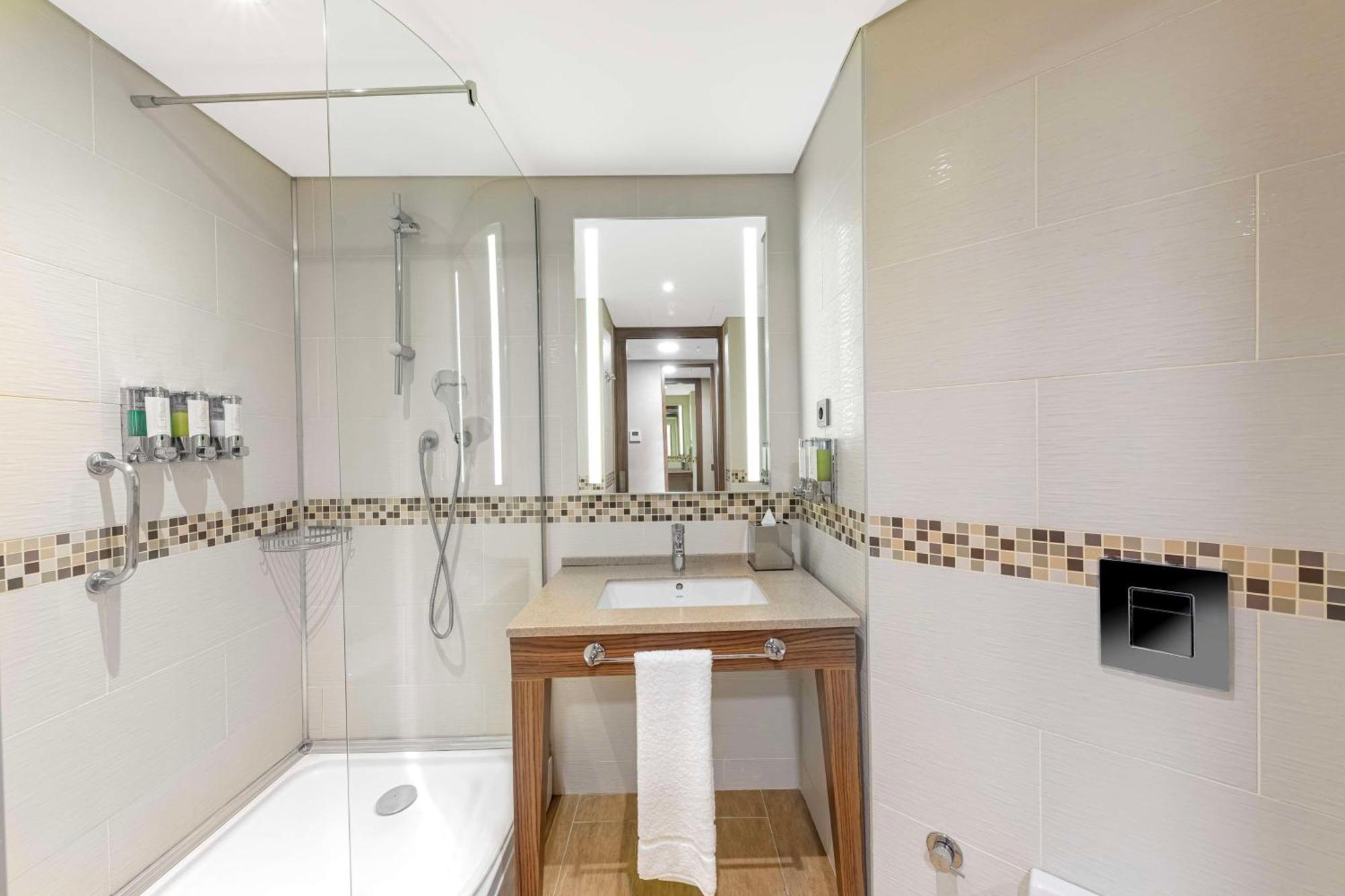 Hotel Hampton By Hilton Istanbul Kayasehir Zewnętrze zdjęcie