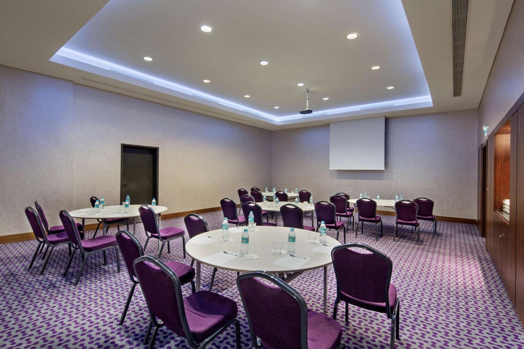 Hotel Hampton By Hilton Istanbul Kayasehir Zewnętrze zdjęcie
