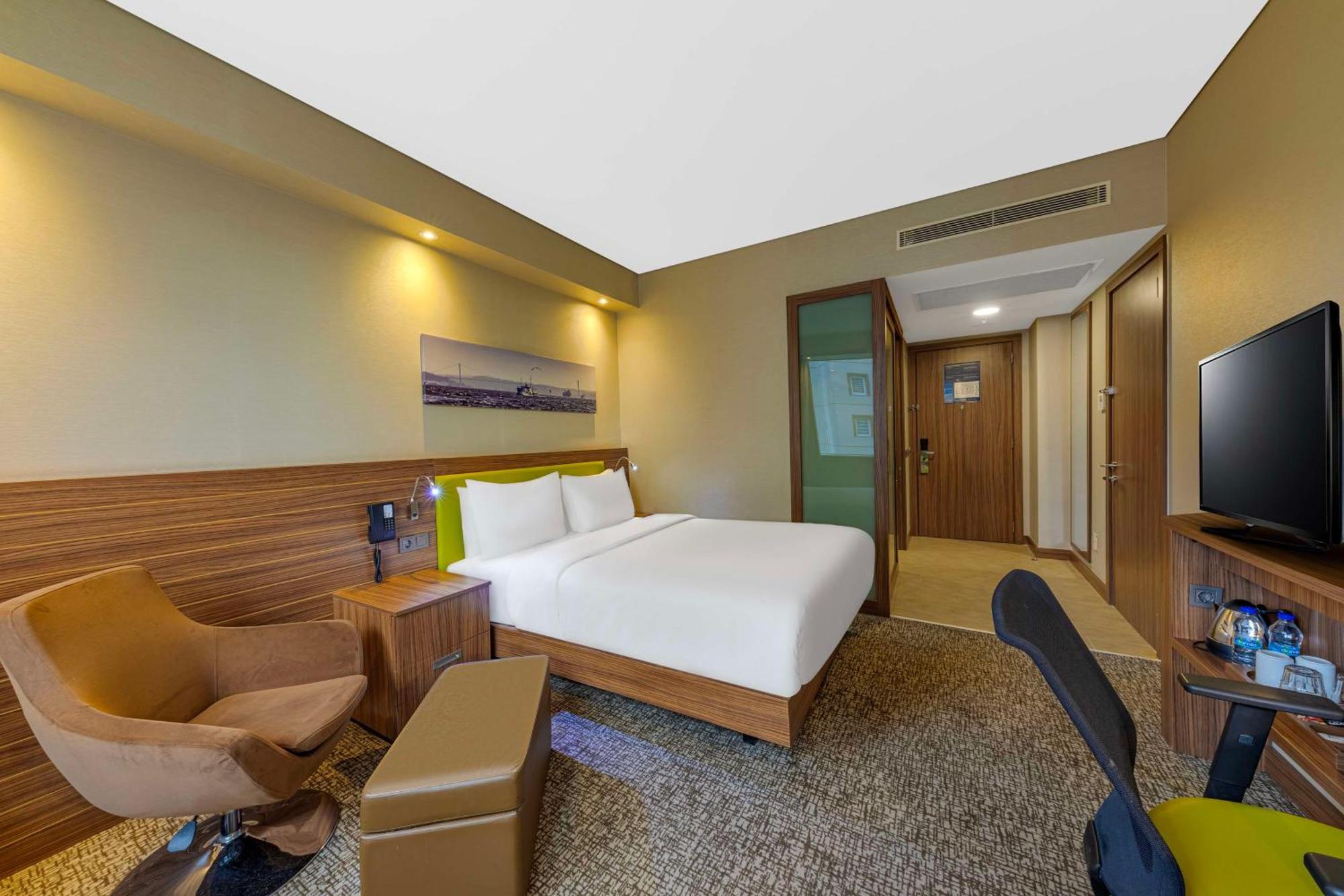 Hotel Hampton By Hilton Istanbul Kayasehir Zewnętrze zdjęcie