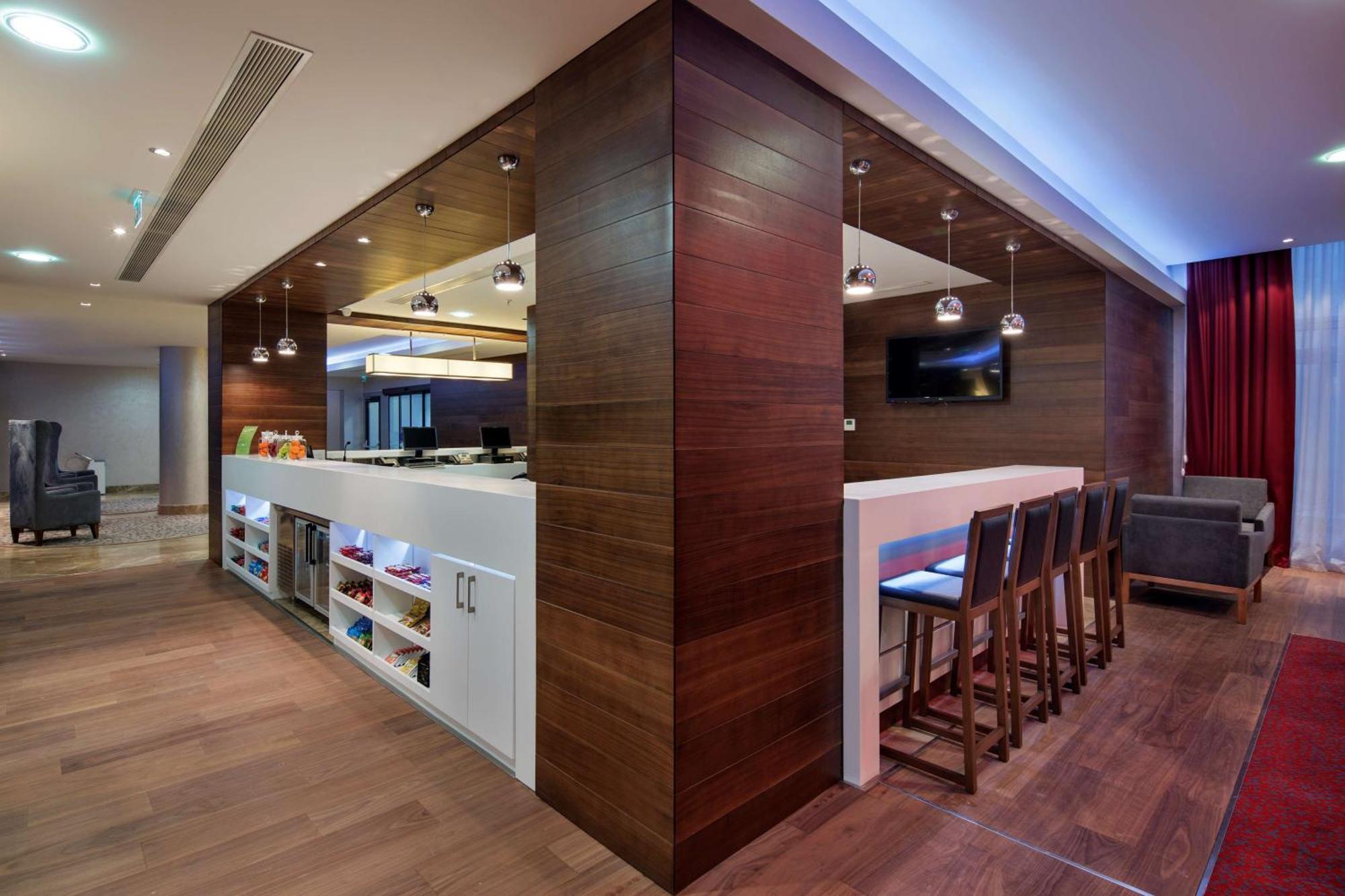 Hotel Hampton By Hilton Istanbul Kayasehir Zewnętrze zdjęcie