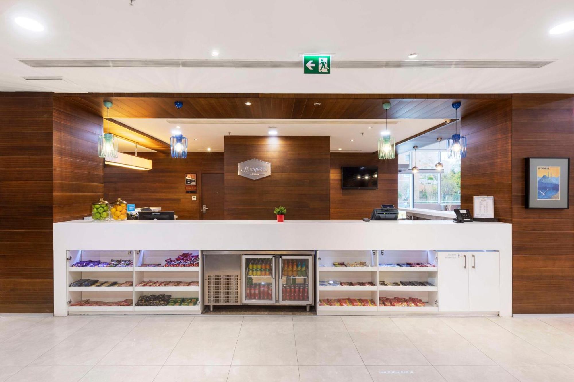 Hotel Hampton By Hilton Istanbul Kayasehir Zewnętrze zdjęcie