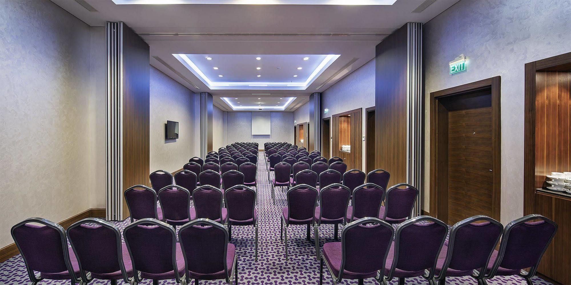 Hotel Hampton By Hilton Istanbul Kayasehir Zewnętrze zdjęcie